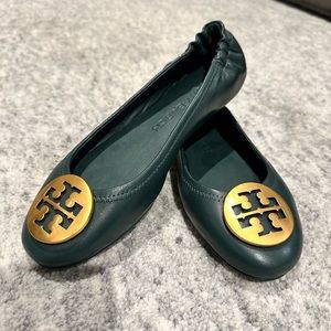 Never worn. Tory Burch Minnie Travel Ballet Flats.